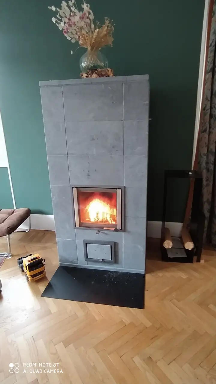 Poêle de masse NunnaUnni Blanka PL