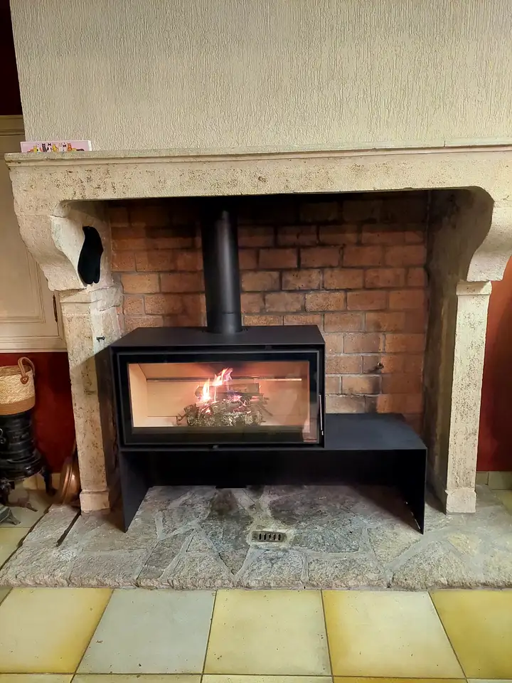 Poêle Modul-Art 169 banc 149 