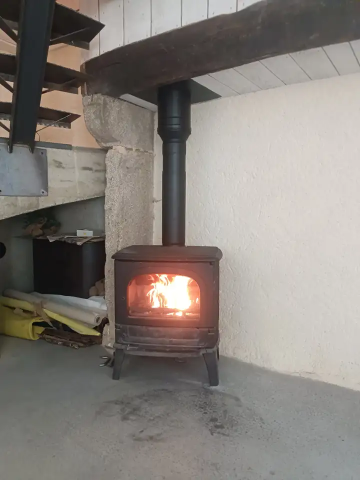 Remise aux normes d'un poêle à bois