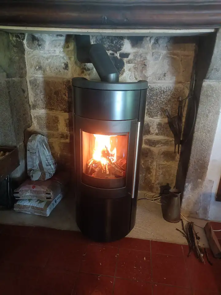 Poêle hybride Nobis Libera